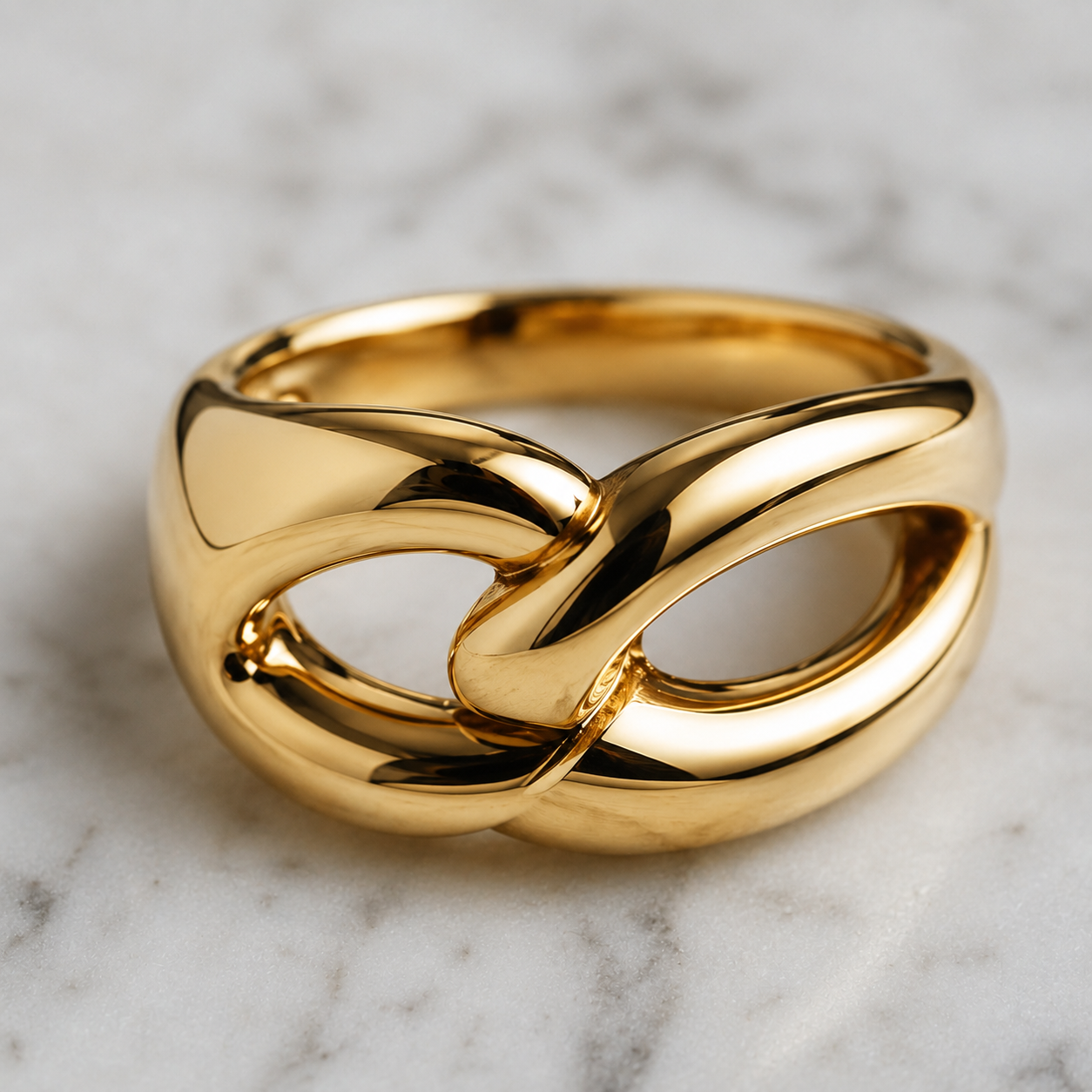 The Echo Interlock Ring